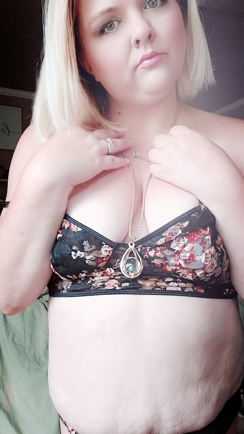 lovelymomma88 OnlyFans Leaked 

 picture 2