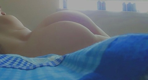 Onlyfans leak lovelyt1 

 picture 2
