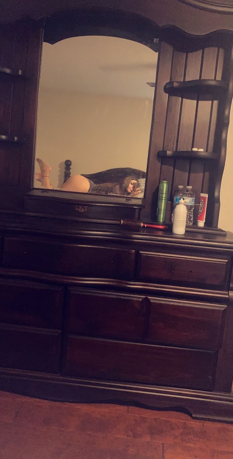 lovelyyyj870 OnlyFans Leaked 

 picture 2
