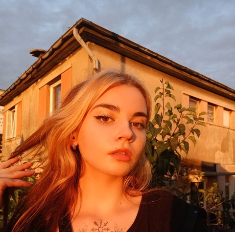 Onlyfans free content lovesofiia 

 picture 2