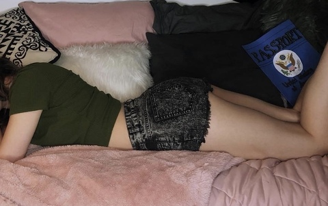 @loveultraviolet leaks Onlyfans gallery for free 

 picture 2