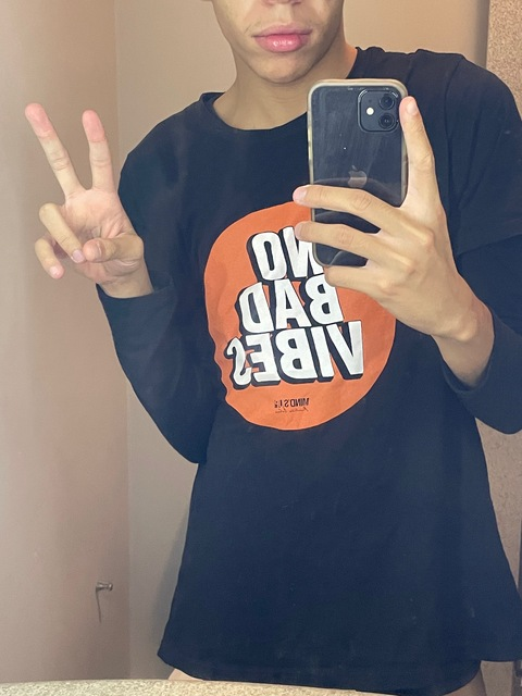 @lucas23cm leaked Onlyfans videos free 

 picture 2