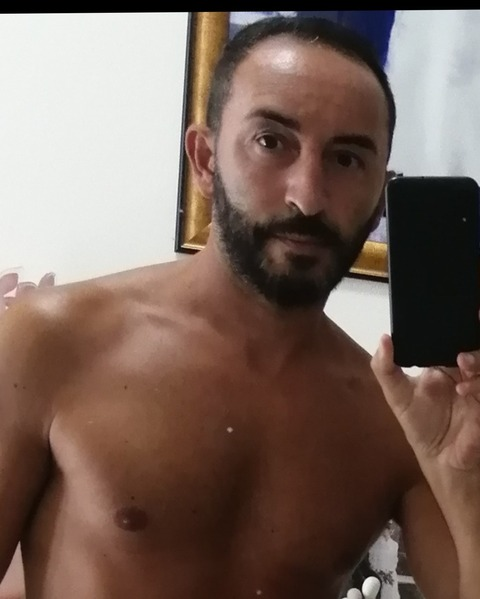 View lucasaveriorusso OnlyFans content for free 

 picture 2