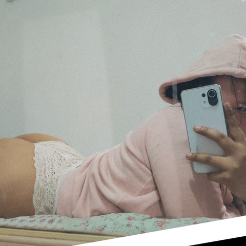 View lucinauwu OnlyFans content for free 

 picture 2