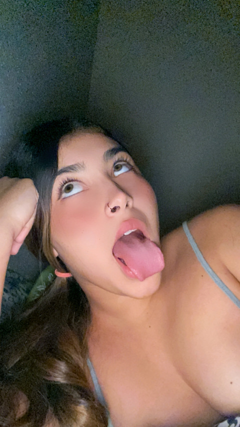 lucivale OnlyFans Leaks 

 picture 2