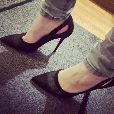 Download lucylongtoes OnlyFans videos and photos for free 

 picture 2