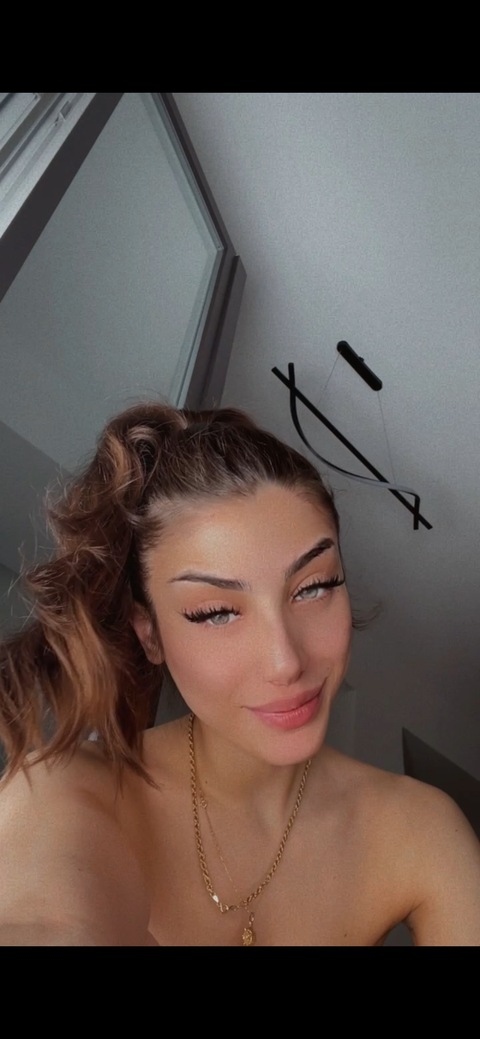 ludovica_00 (Ludovica) OnlyFans Leaked Content 

 picture 2