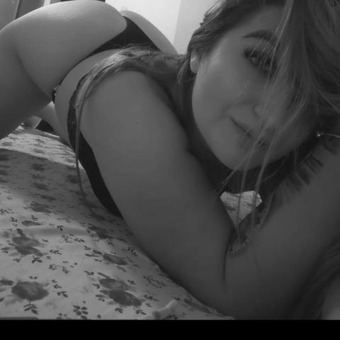luisa02 OnlyFans Leak (12 Photos and 0 Videos) 

 picture 2