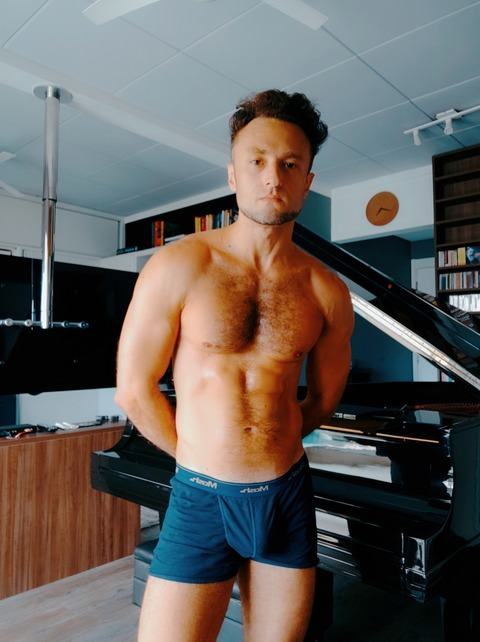 View luiskolodinfree OnlyFans content for free 

 picture 2