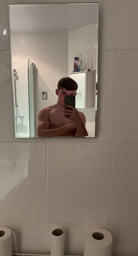 Get Free access to @lukehaywood21 (Luke haywood) Leaked OnlyFans 

 picture 2