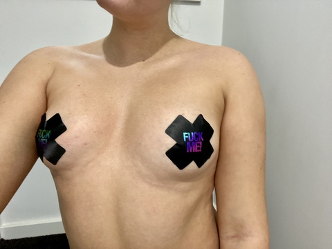View lulugetsnaked (Lulu) OnlyFans 44 Photos and 4 Videos gallery 

 picture 2