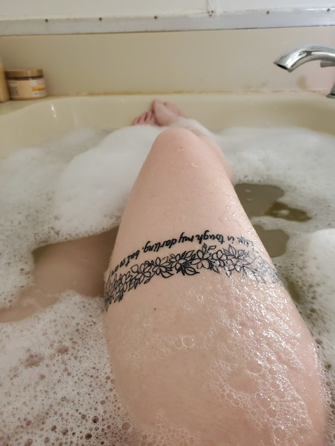 lulurho OnlyFans Leaked 

 picture 2