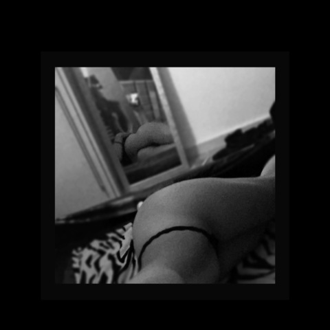 @lumeruu leaks Onlyfans gallery free 

 picture 2