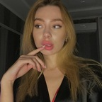 View luna_bee69 (Lil bee 🐝) OnlyFans 10 Photos and 32 Videos for free 

 picture 1