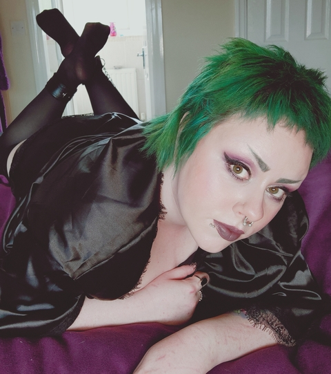 luna_le_dark OnlyFans Leak (25 Photos and 0 Videos) 

 picture 2