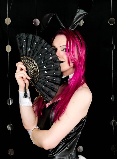 Get Free access to @lunaloveblade Leaks OnlyFans 

 picture 2