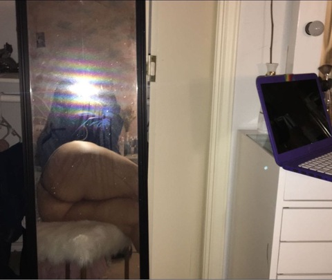 View lunaluxxx7 OnlyFans content for free 

 picture 2