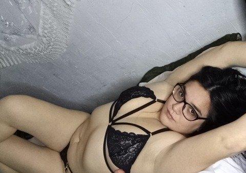 Download lunasecretss OnlyFans content for free 

 picture 2