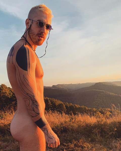 View lupinuds (Lupinuds) OnlyFans 39 Photos and 71 Videos leaks 

 picture 2
