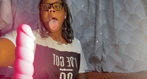 lusciousluluu (LuLuLoopsy) OnlyFans content 

 picture 2