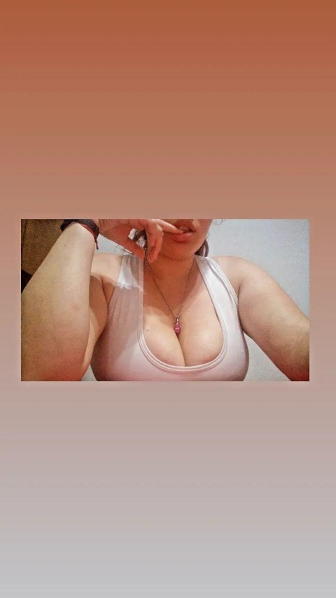 Get Free access to @luuluna_27 (Lulu) Leaks OnlyFans 

 picture 2