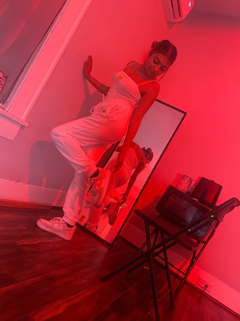 View luvtoclari OnlyFans videos and photos for free 

 picture 2