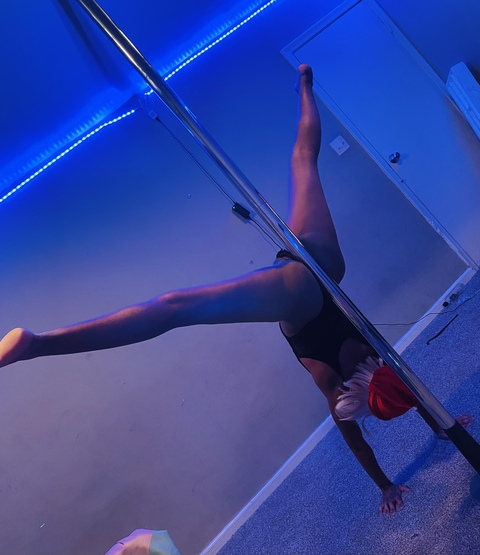 @luxthedancer leaked Onlyfans content free 

 picture 2