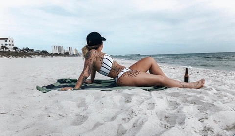 lynn242424 OnlyFans Leak 

 picture 2