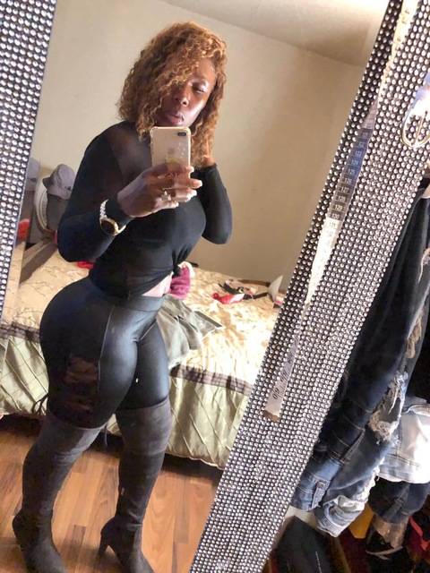 lynngotit (MsSoulSnatcher) free OnlyFans Leaked Videos and Pictures 

 picture 2