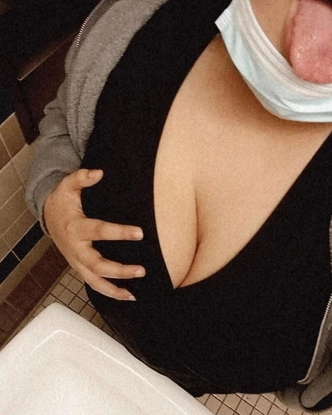 View Jaylynn (m0mmy.milk3rs) OnlyFans 19 Photos and 12 Videos leaks 

 picture 2