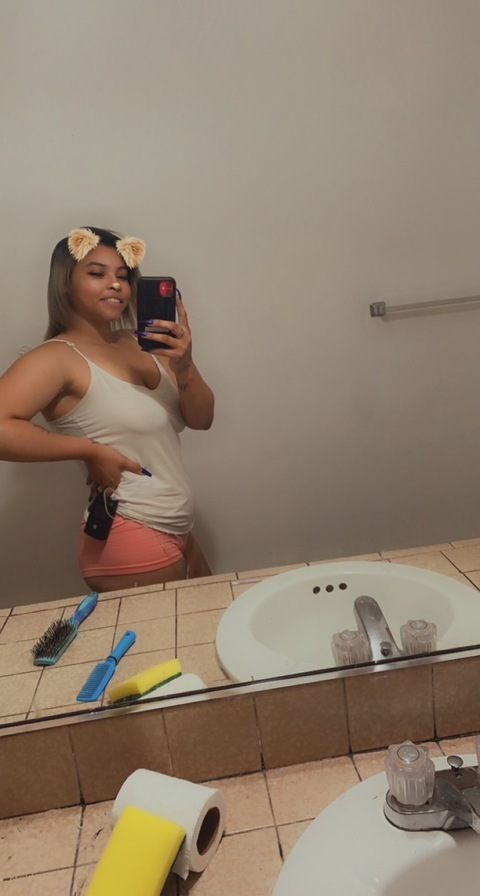View maddy071982 OnlyFans videos and photos for free 

 picture 2