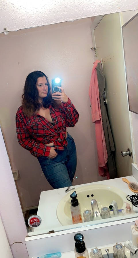 madeleinechloe (Madeleine Chloe) free OnlyFans Leaked Pictures and Videos 

 picture 2