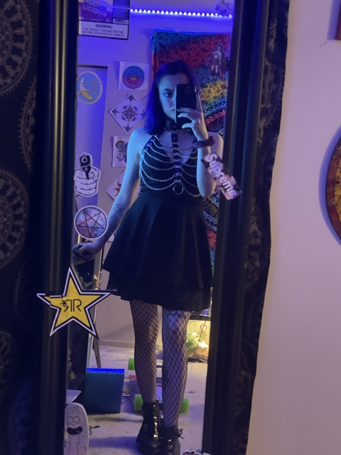 Onlyfans leaked madi.nikki 

 picture 2