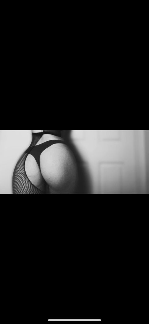 Free access to @maelavenderxx (Mae Lavender 🌙) Leak OnlyFans 

 picture 2