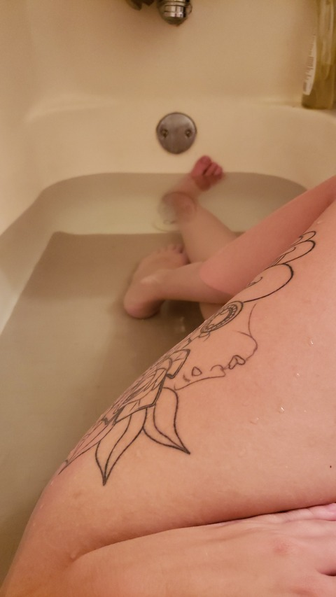 View Mae (maemarie123) OnlyFans 31 Photos and 3 Videos for free 

 picture 2