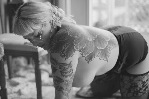 Download maeveedel OnlyFans content free 

 picture 2