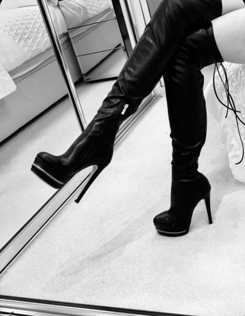 magnificentdarling OnlyFans Leaked Photos and Videos 

 picture 2