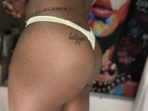 @mahlaysiali leaks Onlyfans photos for free 

 picture 2
