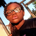 makaila (Makaila Whyms) OnlyFans content 

 picture 1