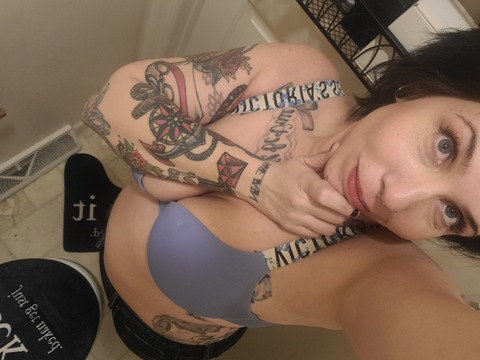 Onlyfans leak makeamericadeadagain 

 picture 2