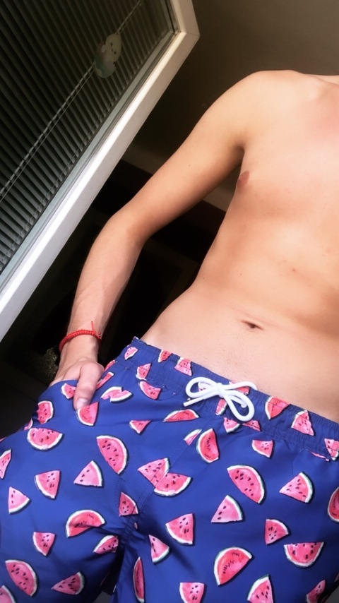 Onlyfans free content makeyoudevil 

 picture 2