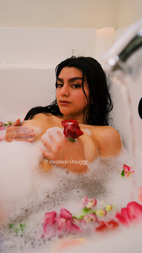 View Mamí (mamacitagg) OnlyFans 63 Photos and 10 Videos leaks 

 picture 2