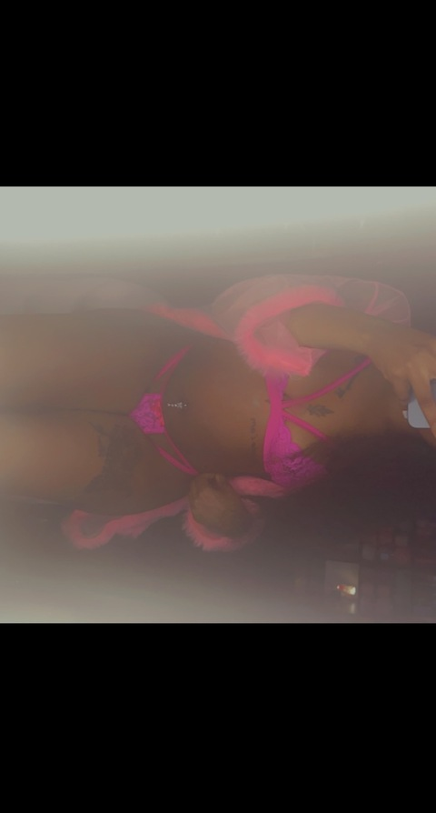 View mamamia100 OnlyFans content for free 

 picture 2