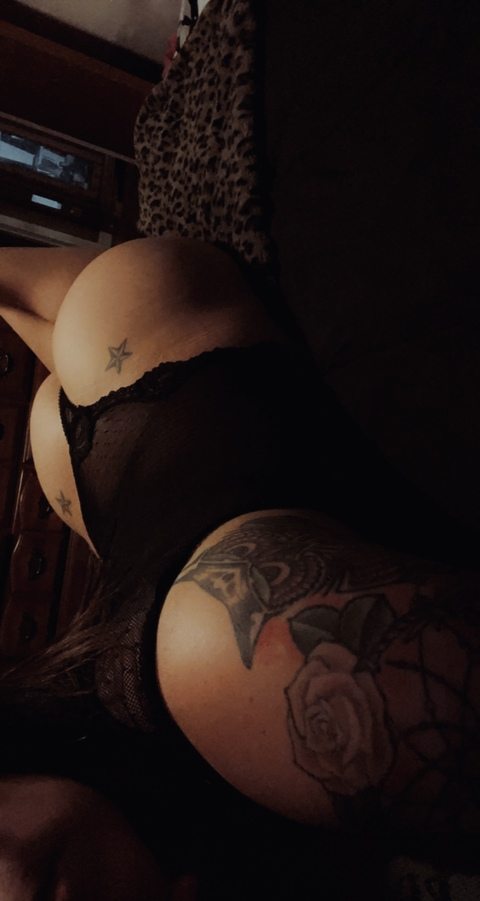 Onlyfans leaks mandilifts 

 picture 2