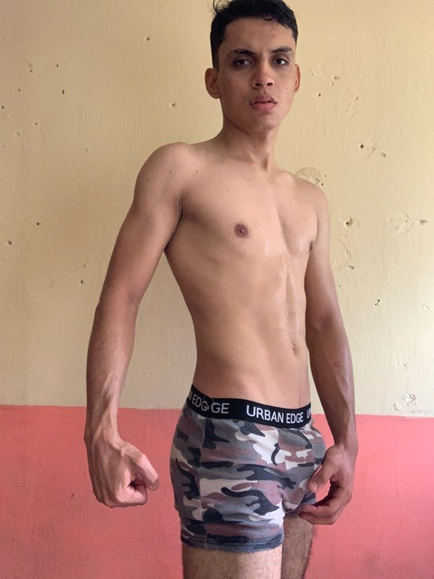 mani_yt OnlyFans Leaked (22 Photos and 6 Videos) 

 picture 2