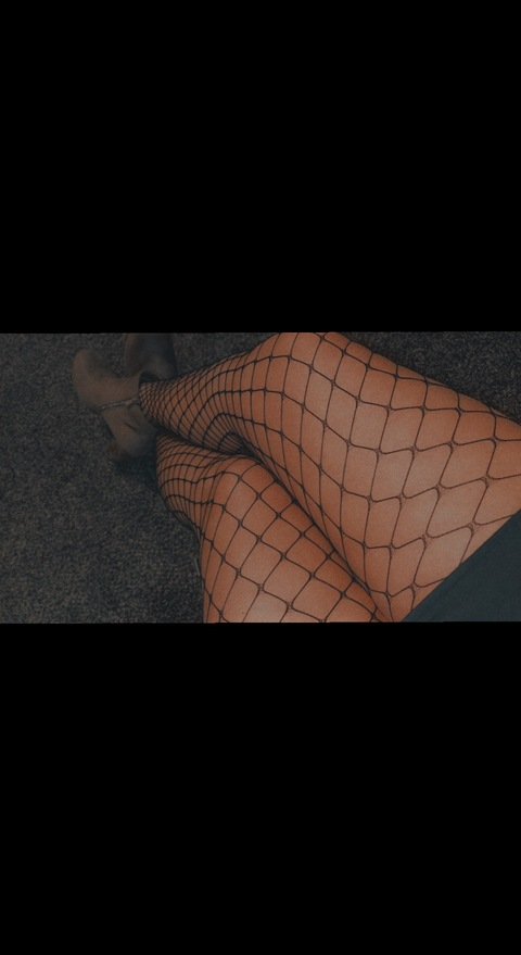 mannafoxxx OnlyFans Leaked (7 Photos and 2 Videos) 

 picture 2