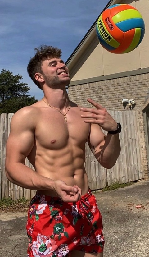 View marcjacobs235 OnlyFans content for free 

 picture 2