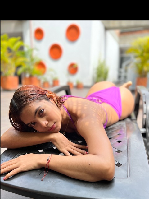 View maria_camila111 (Maria Camila 🦋) OnlyFans 27 Photos and 16 Videos leaked 

 picture 2