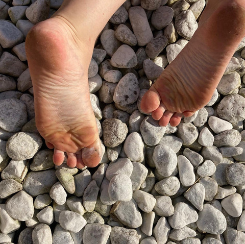 View mariadancingfeet OnlyFans content for free 

 picture 2