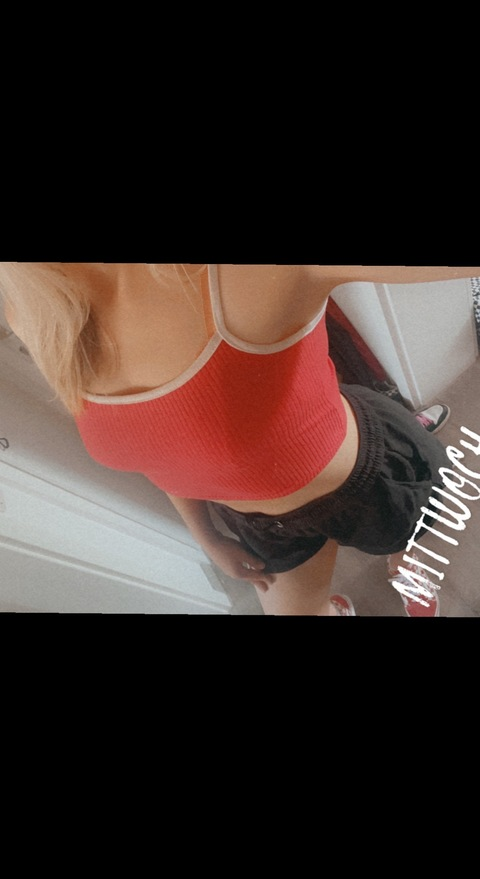 Download mariaxflk OnlyFans videos and photos for free 

 picture 2